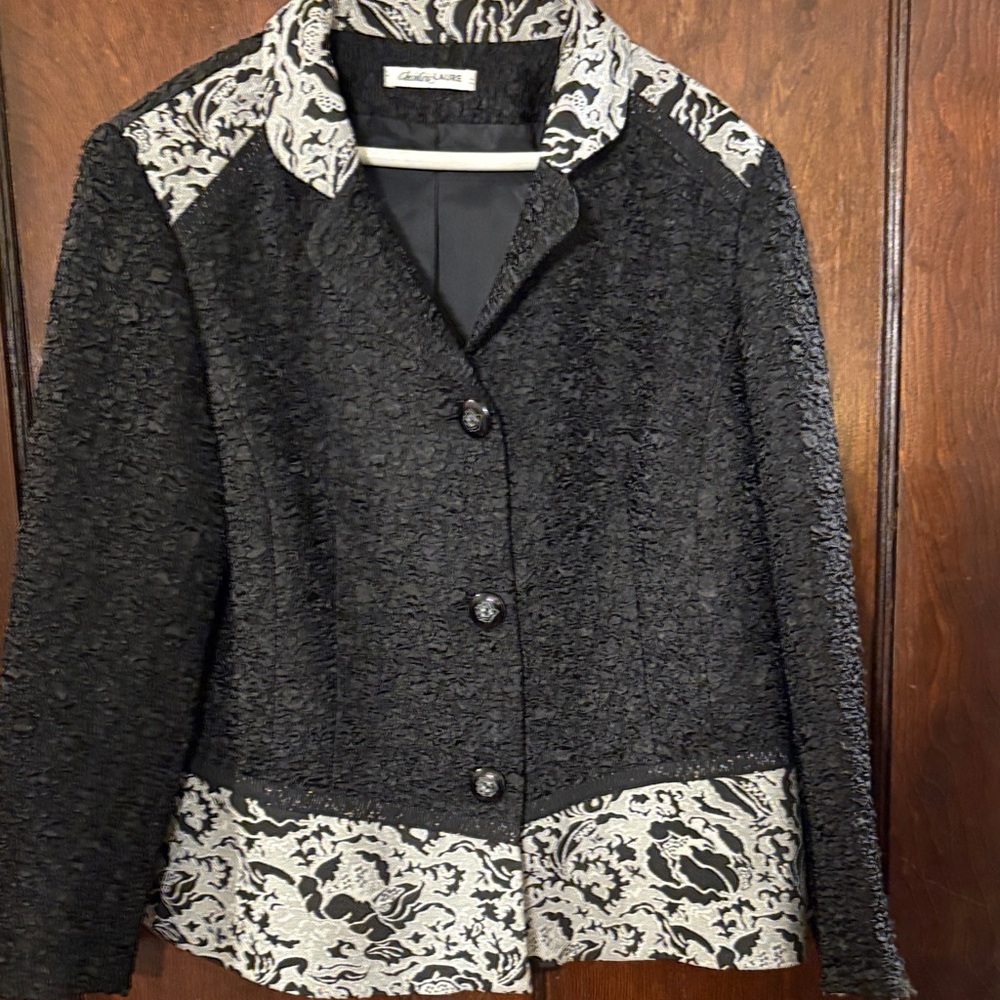 Chico's Textured Black and Cream Blazer